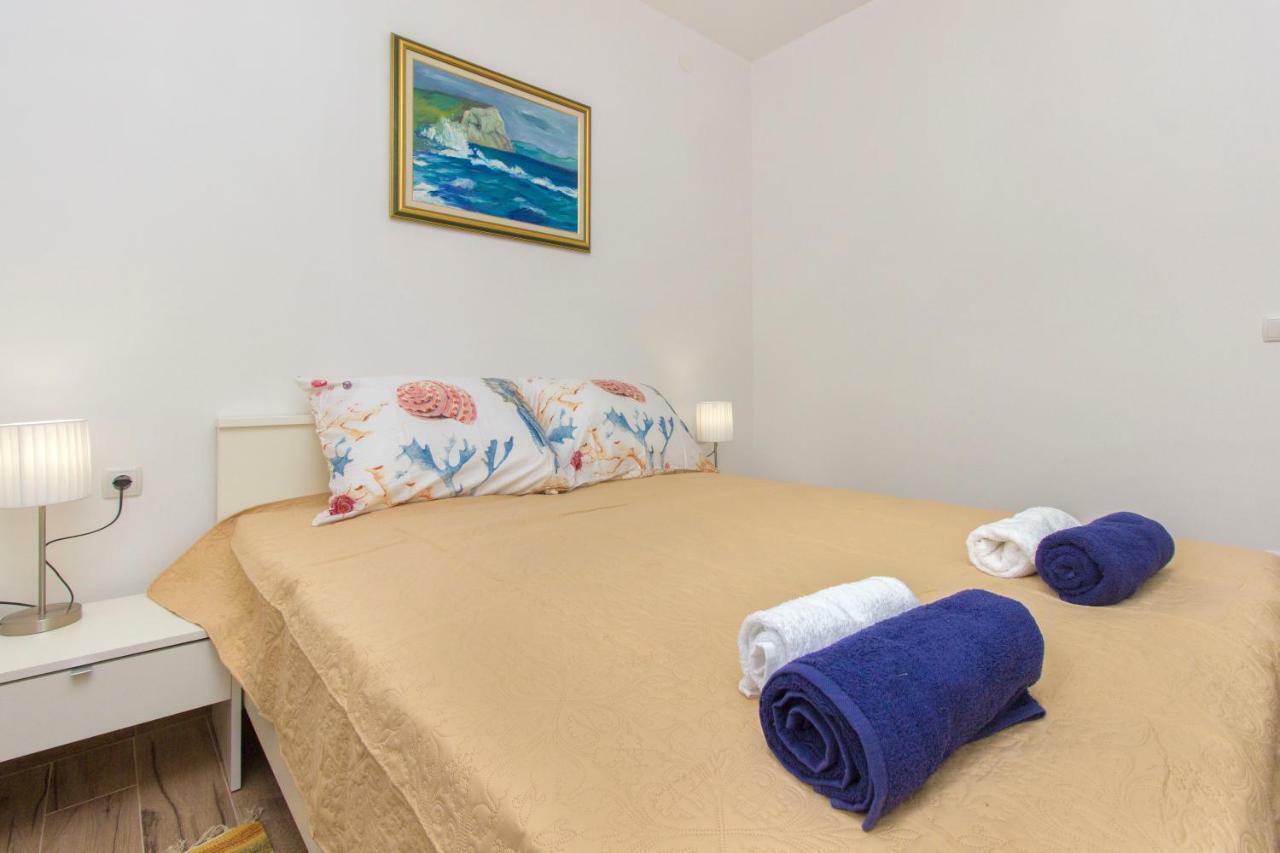 Ferienwohnung Riva Krapanj Exterior foto