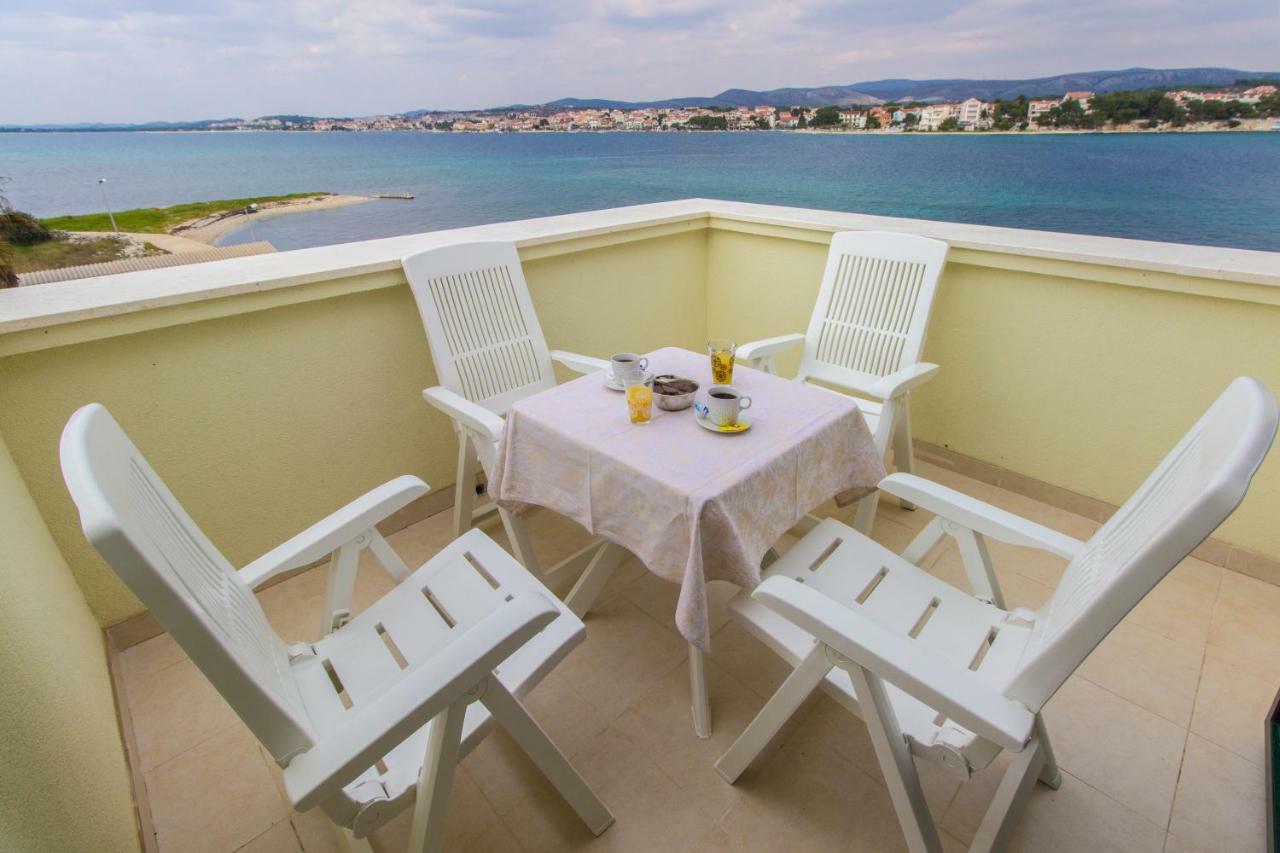 Ferienwohnung Riva Krapanj Exterior foto
