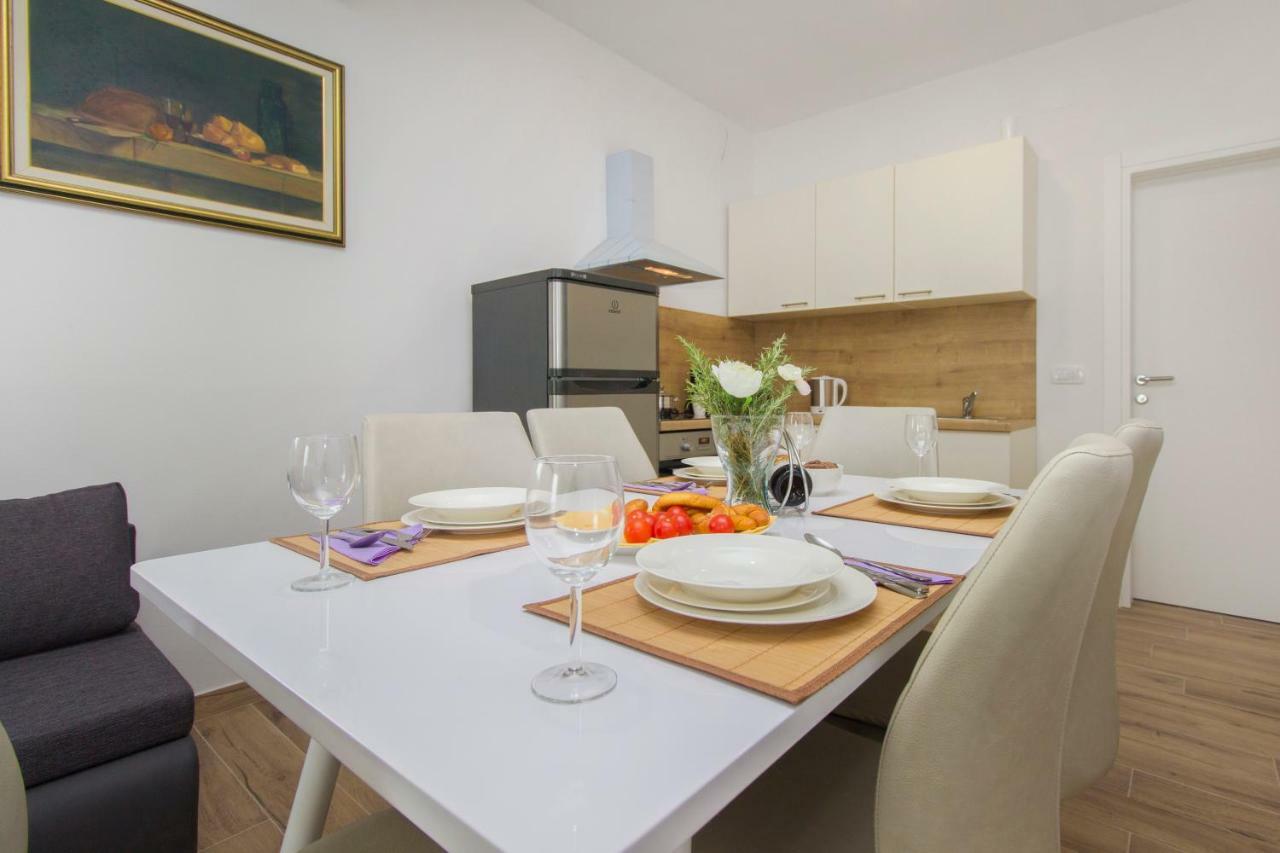 Ferienwohnung Riva Krapanj Exterior foto