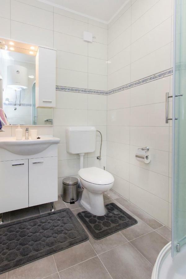 Ferienwohnung Riva Krapanj Exterior foto