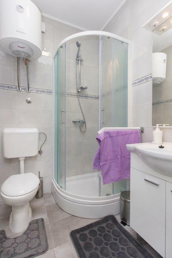 Ferienwohnung Riva Krapanj Exterior foto