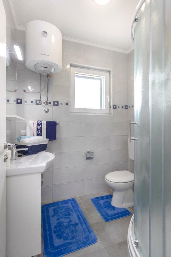 Ferienwohnung Riva Krapanj Exterior foto