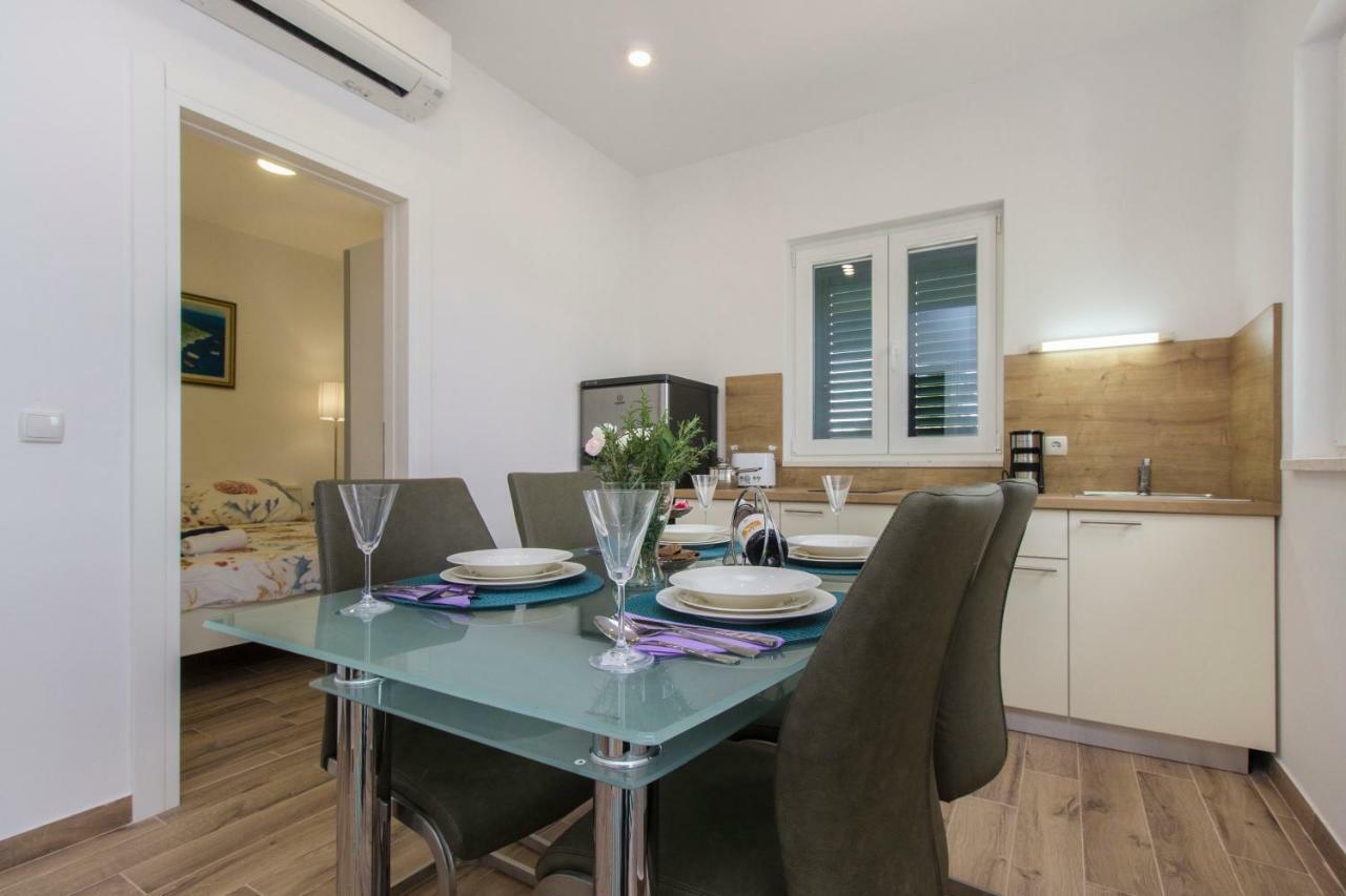 Ferienwohnung Riva Krapanj Exterior foto