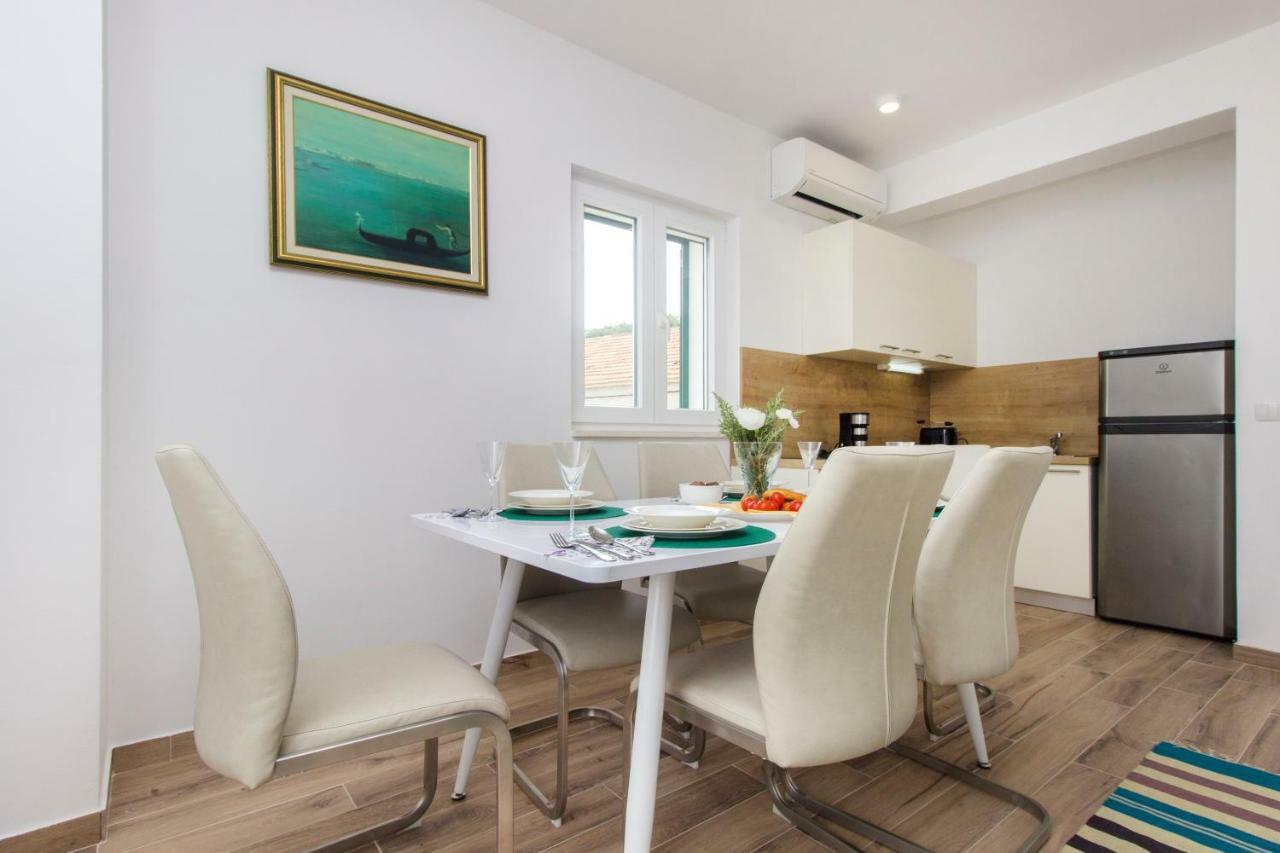 Ferienwohnung Riva Krapanj Exterior foto