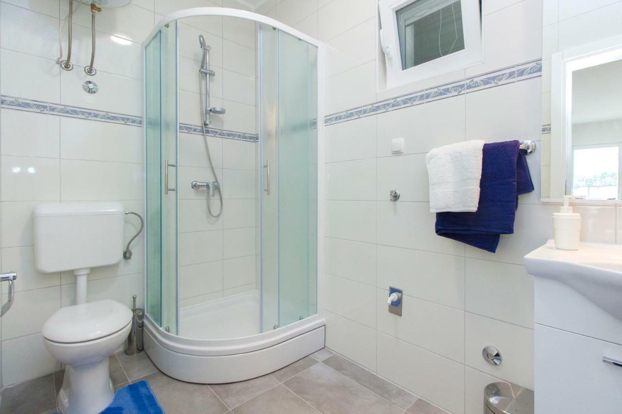 Ferienwohnung Riva Krapanj Exterior foto