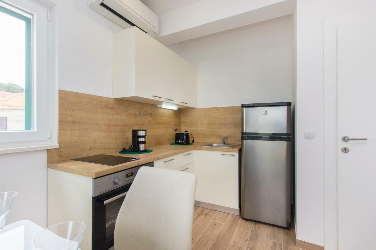 Ferienwohnung Riva Krapanj Exterior foto