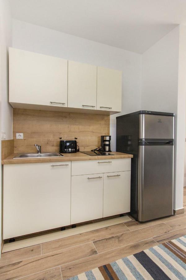 Ferienwohnung Riva Krapanj Exterior foto