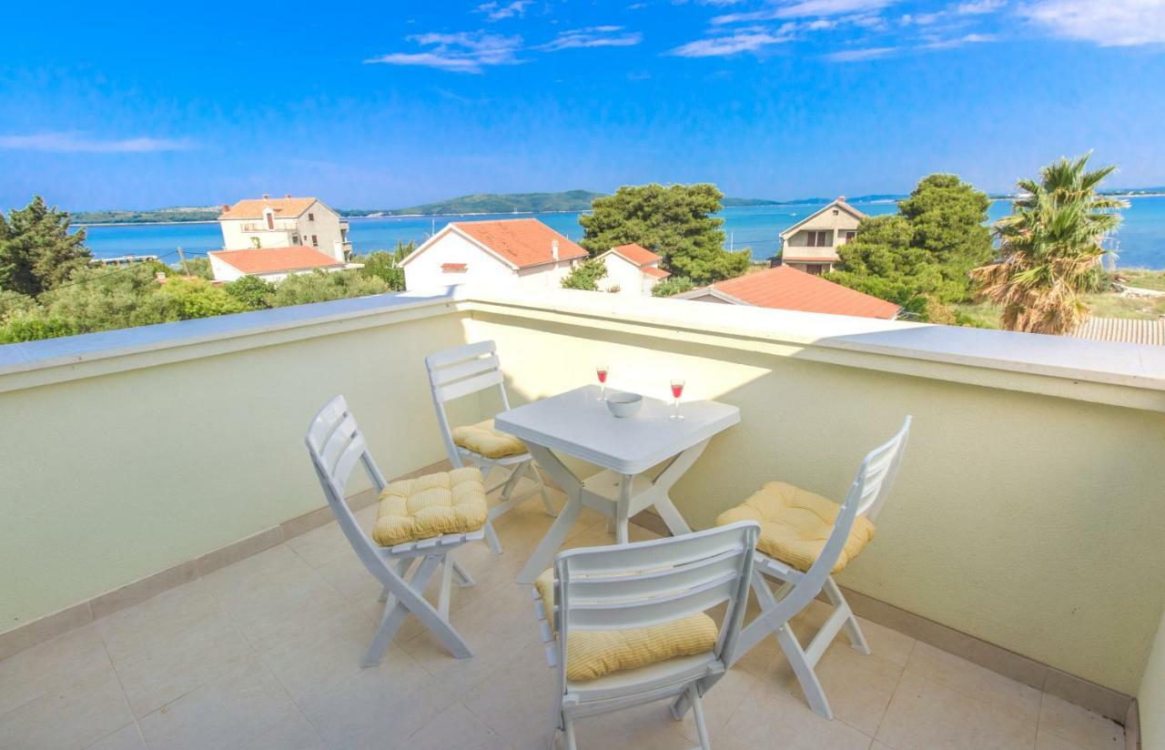 Ferienwohnung Riva Krapanj Exterior foto