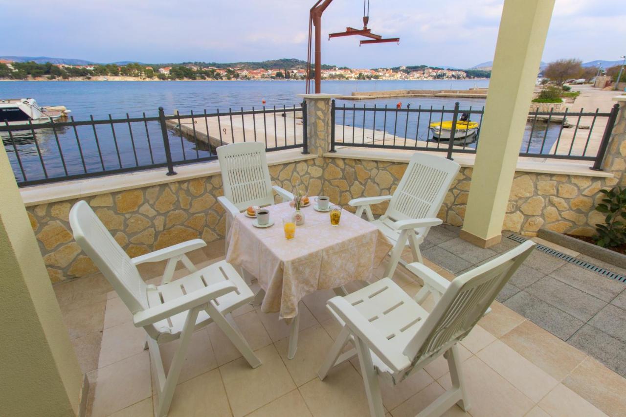 Ferienwohnung Riva Krapanj Exterior foto